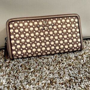 💙 Kate Spade Wallet